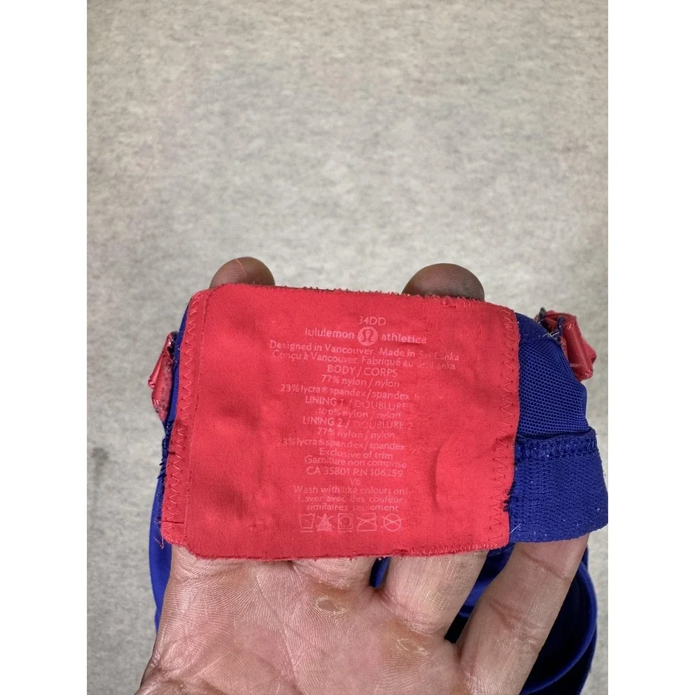Lululemon Sports Bra Womens 34DD Blue High Support Crossback Underwire Yoga Gym